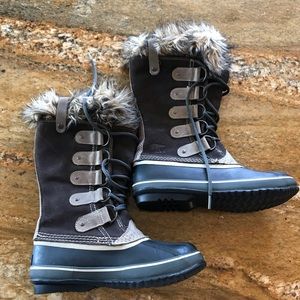 Sorel snow boots